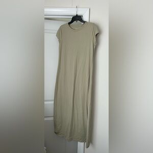 Sleeveless Maxi Dress in Light Olive